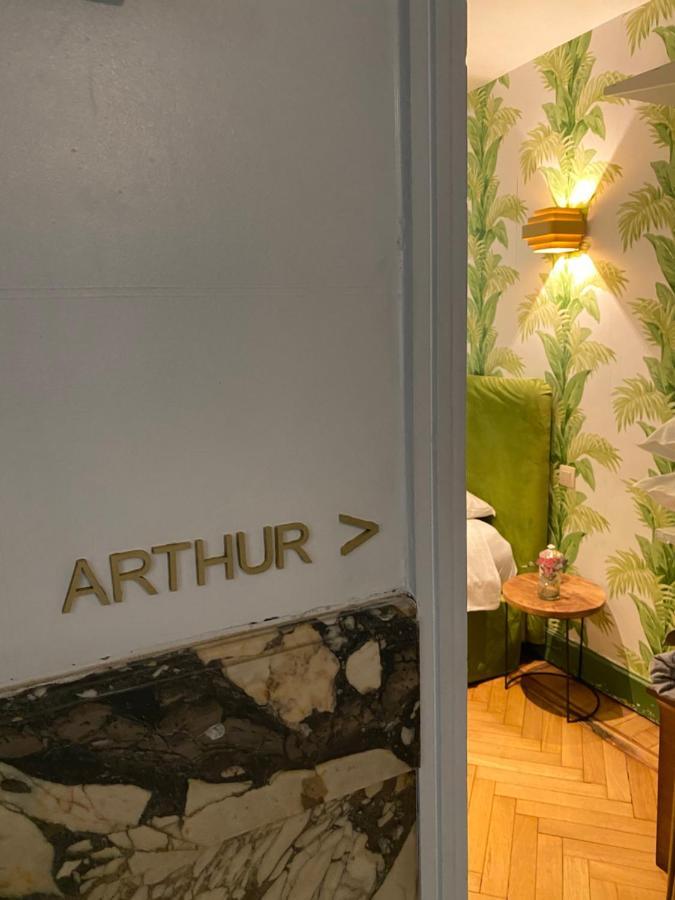 Arthur And James Bed & Breakfast *